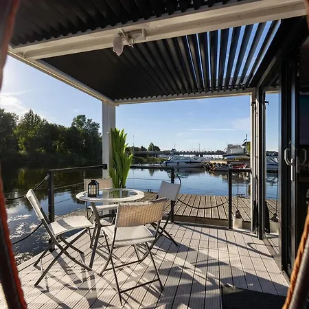 La Mare Boathouse, 船屋